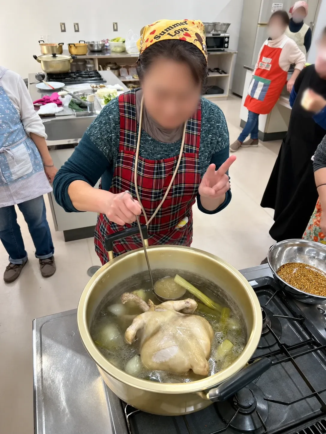 教室のようす（韓国料理教室）